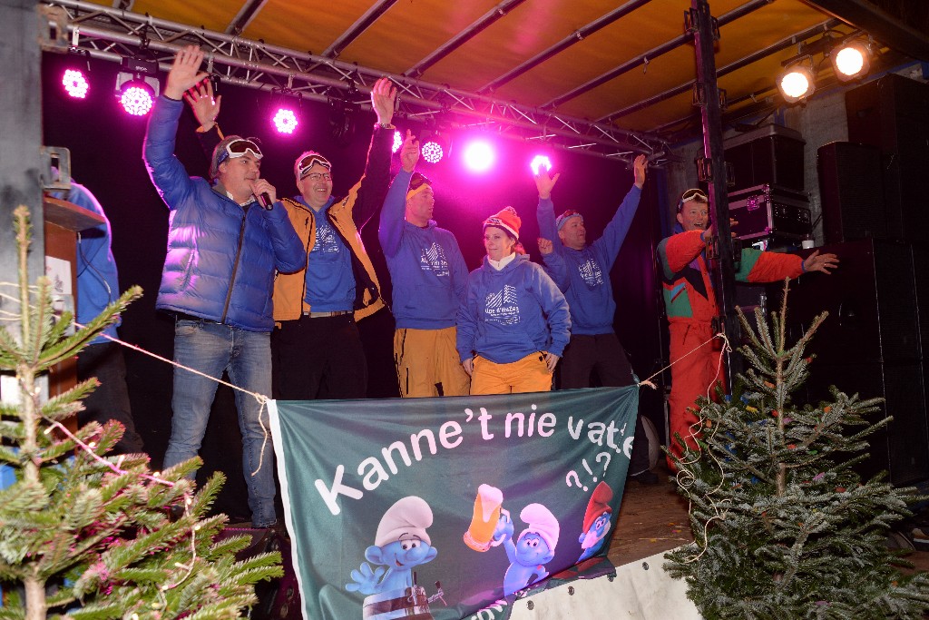 ../Images/Apres ski feest Drinkebroeders 087.jpg